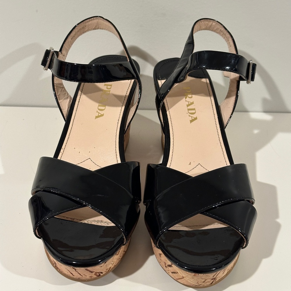Prada Vernice Italy patent leather sandals size 38